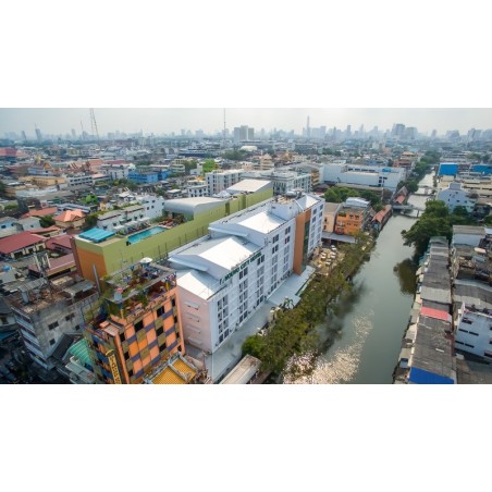 Nouvo City Hotel
