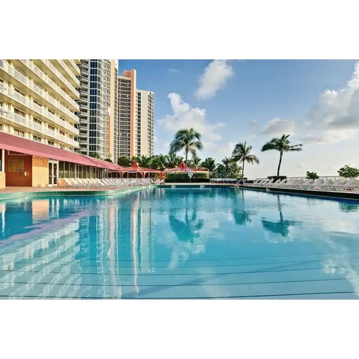 Ramada Plaza Marco Polo