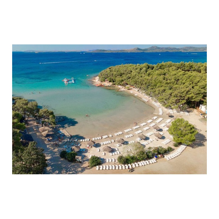 Pine Beach Pakostane