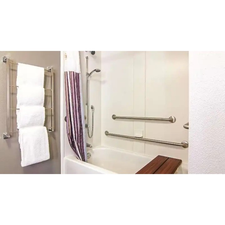 La Quinta Inn & Suites by Wyndham Orlando UCF