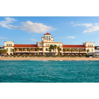 Le Meridien Ra Beach Hotel & Spa