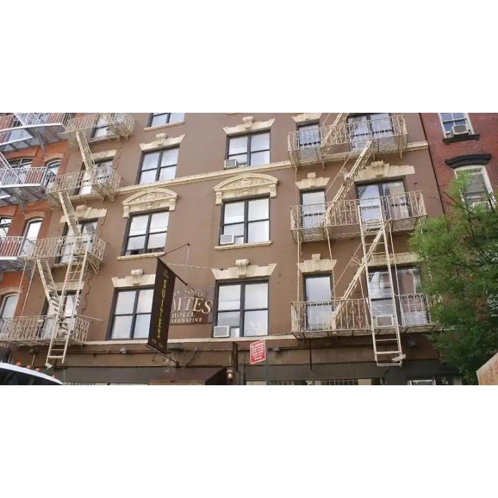 Off SoHo Suites Hotel