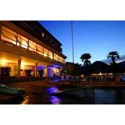 Hotel Carillon