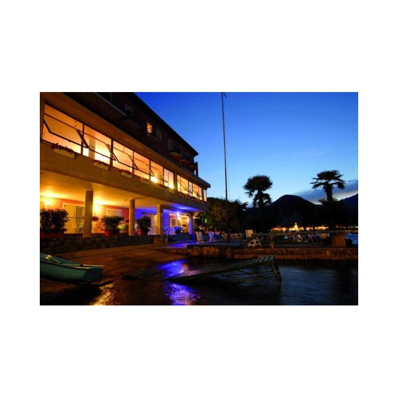 Hotel Carillon
