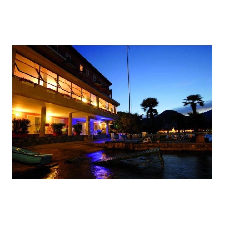 Hotel Carillon