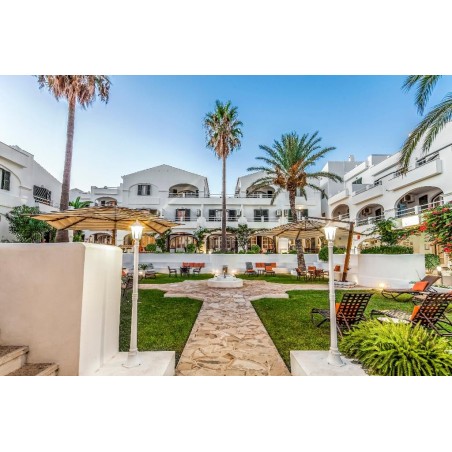 White Sands Beach Club by Diamond Resorts