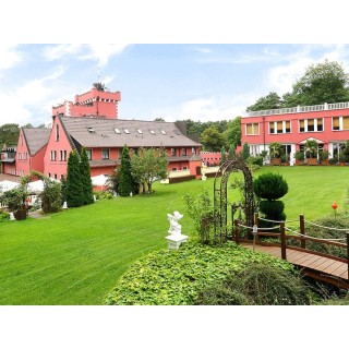 3 Tage Urlaub im The Lakeside Burghotel zu Strausberg mit Halbpension
