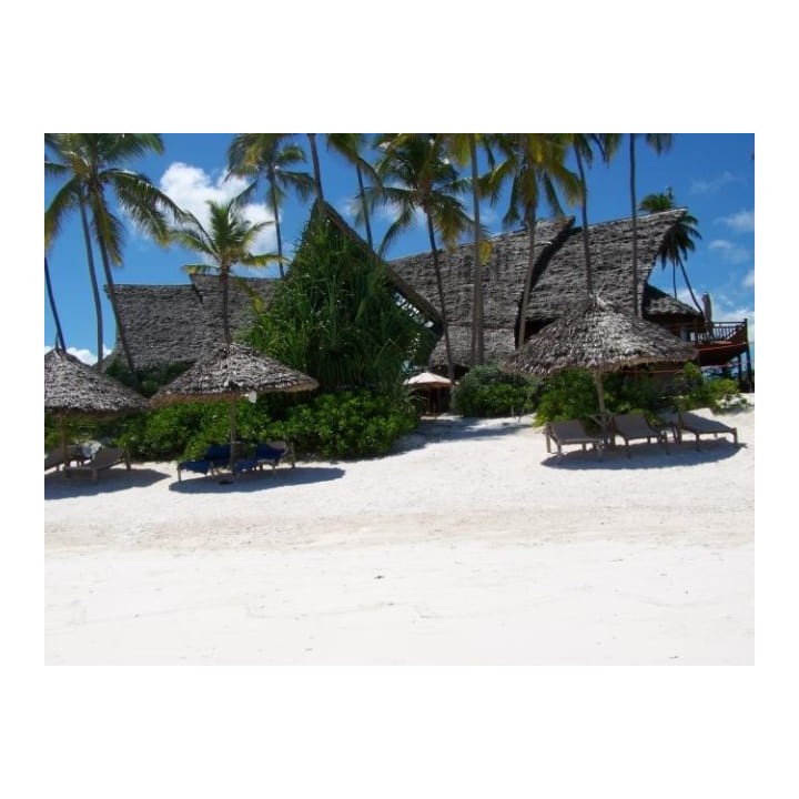 Hotel Azanzi Beach