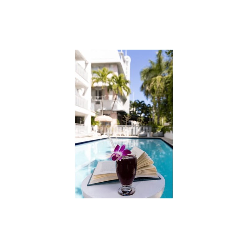 Crest Hotel Suites