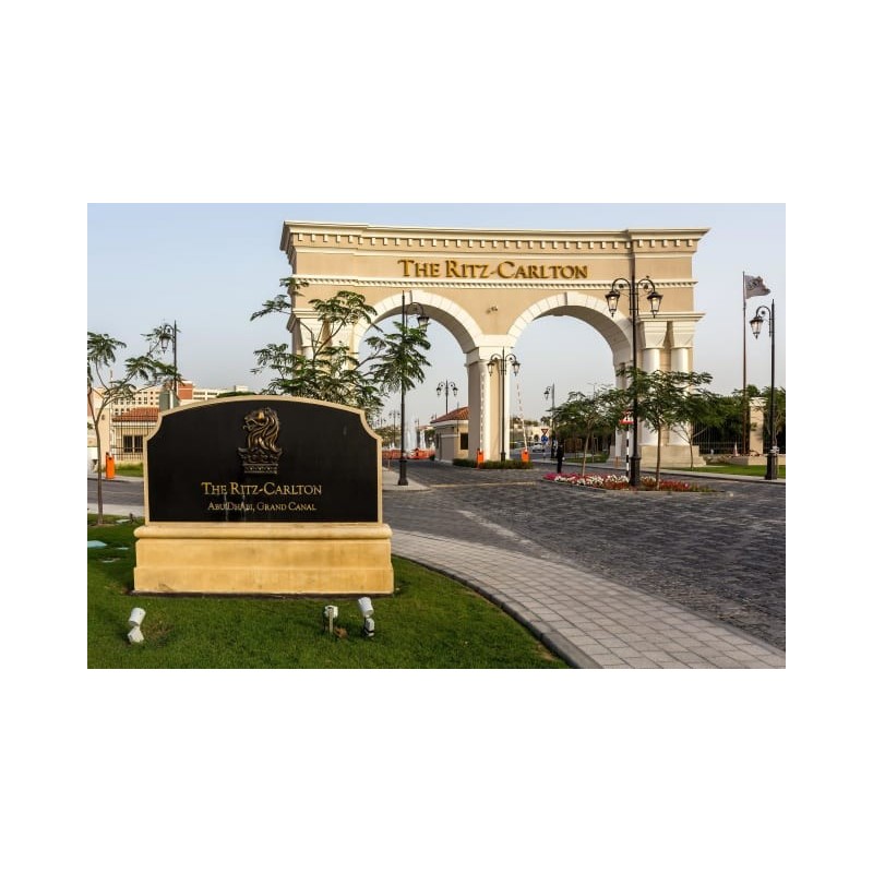 The Ritz-Carlton Abu Dhabi Grand Canal