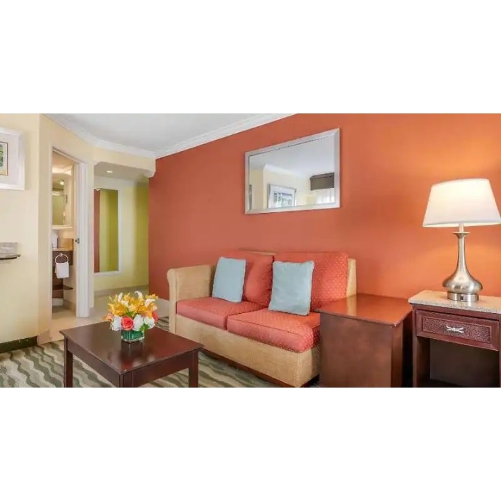 Best Western Plus Palm Beach Gardens Hotel & Suites and Conference Ct