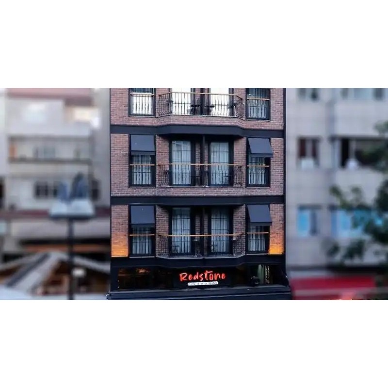 Redstone Hotel