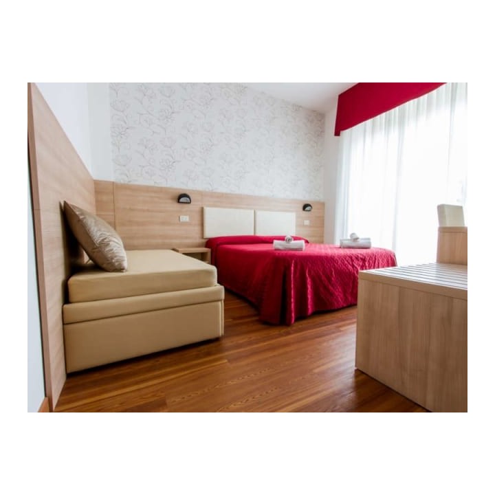 Hotel Monica