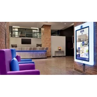 Travelodge Hotel by Wyndham Montreal Centre