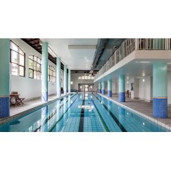 Island Club Hotel & Apartments