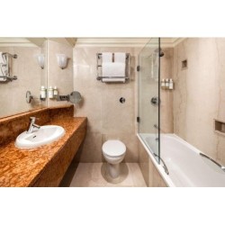 Radisson Blu Edwardian Heathrow Hotel