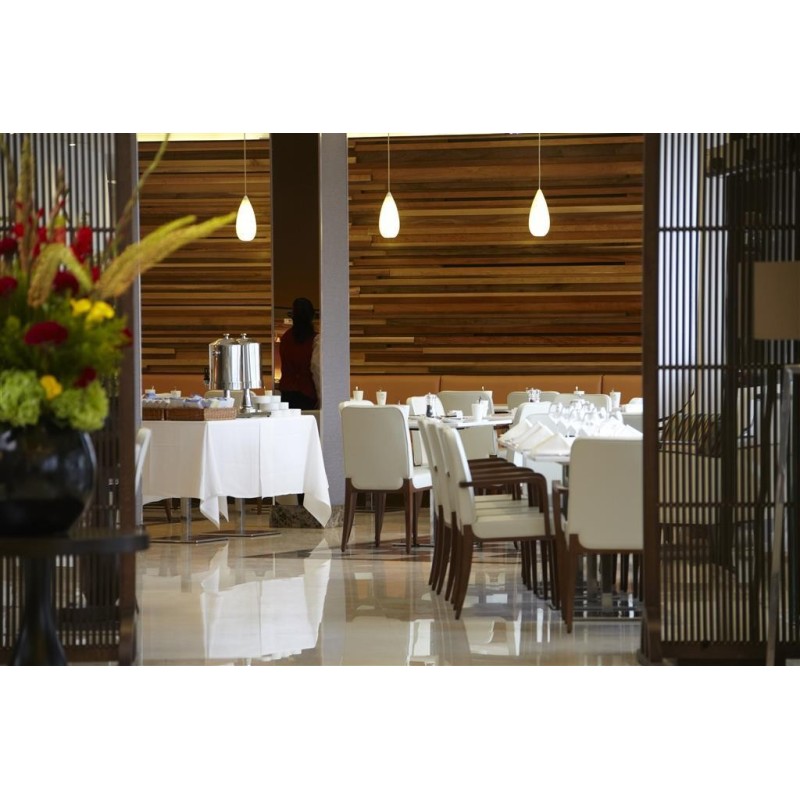 Park Grand London Heathrow