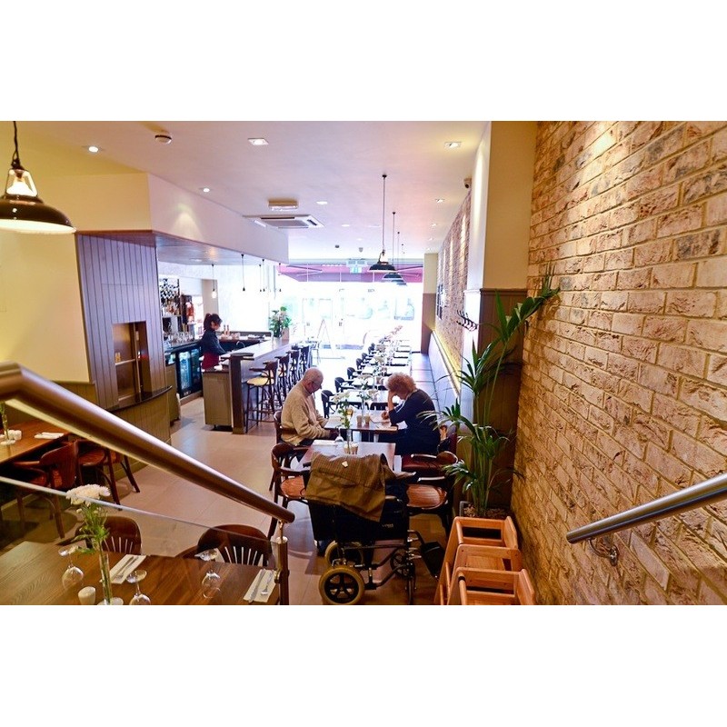Kings Cross Inn Hotel