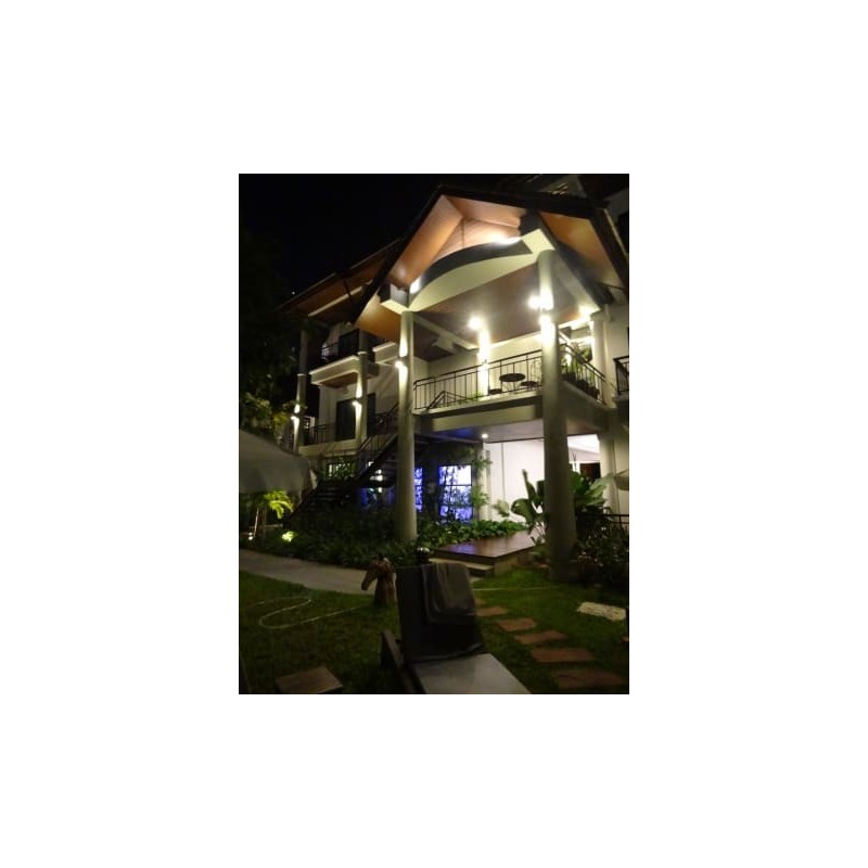 Hotel Navatara Phuket Resort