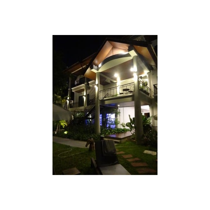 Hotel Navatara Phuket Resort