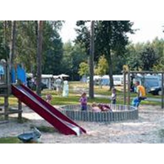 Camping en Speelpark De Heldense Bossen