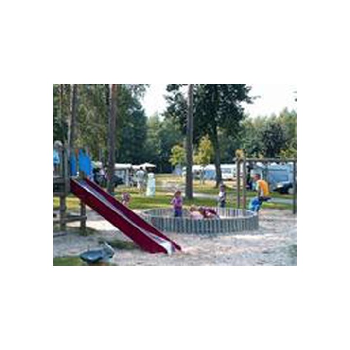 Camping en Speelpark De Heldense Bossen