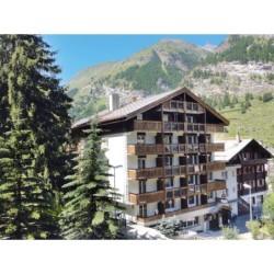 Hotel Holiday