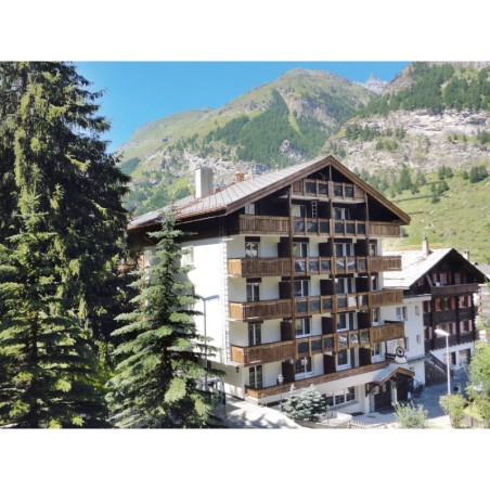 Hotel Holiday