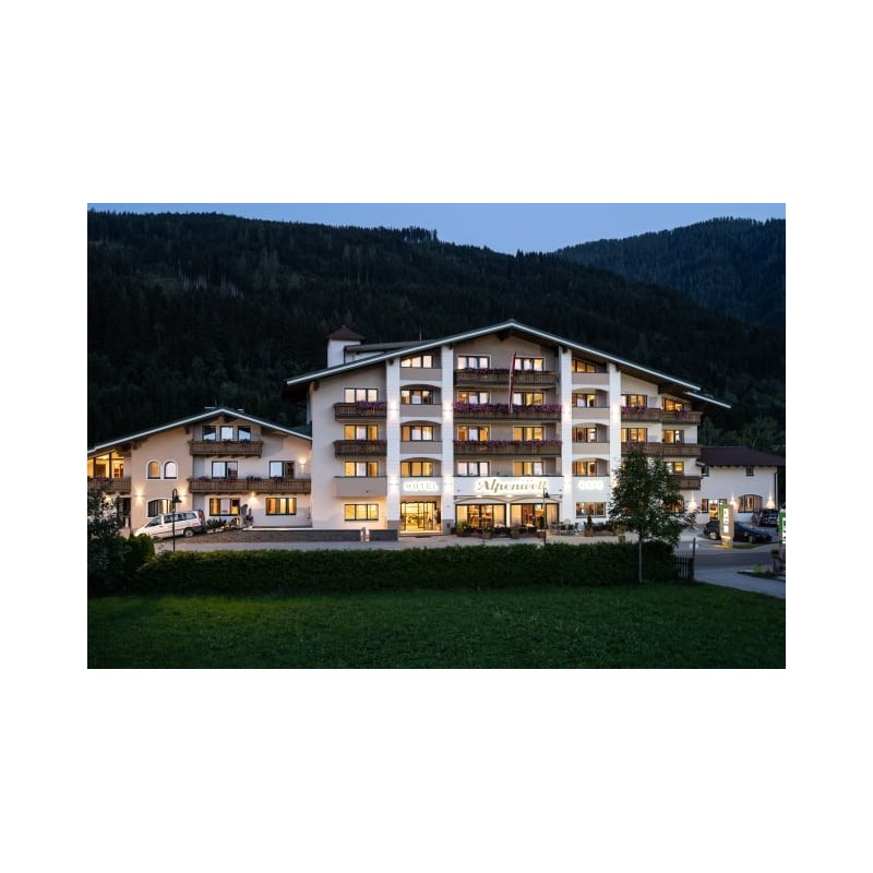 Hotel Alpenwelt