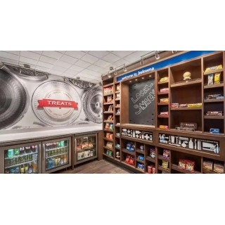 Hampton Inn & Suites by Hilton Kelowna Airport