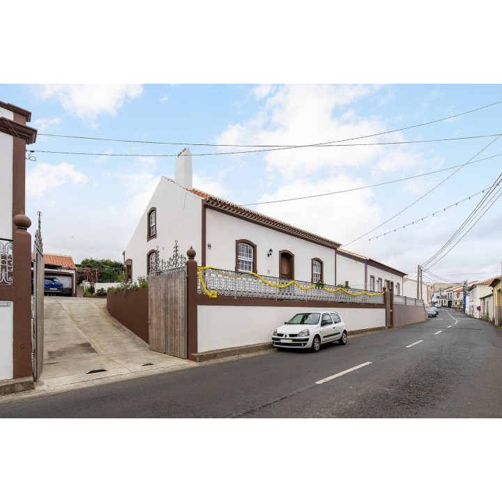 Ferienhaus in Porto Judeu ab 58€ pro Nacht