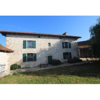 Ferienhaus in Eyjeaux ab 56€ pro Nacht