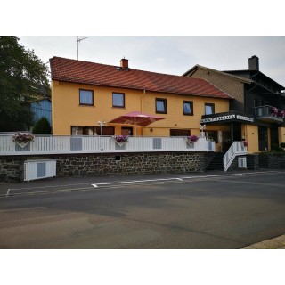 Wellness-Kuscheltage mit Rosenblütenbad