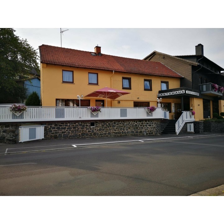 Wellness-Kuscheltage mit Rosenblütenbad