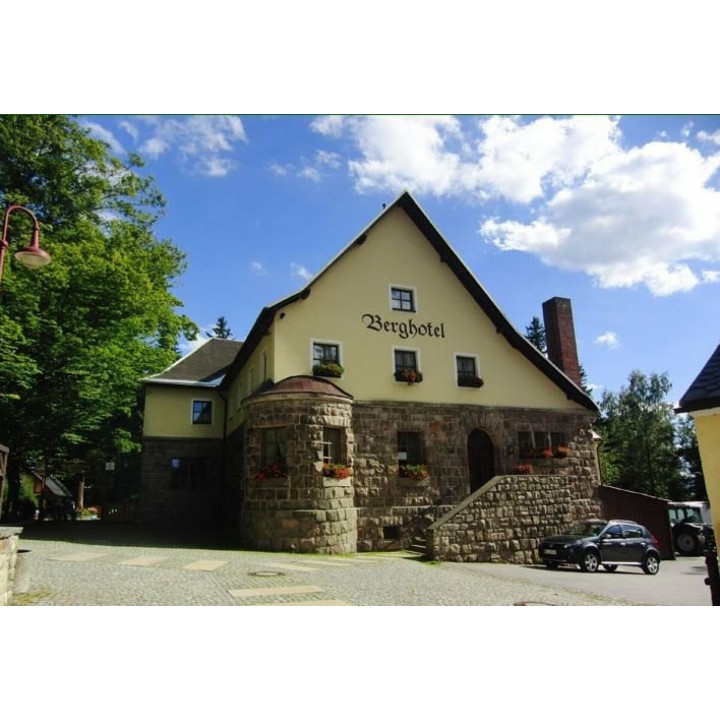 Für Dich soll es rote Rosen regnen ...