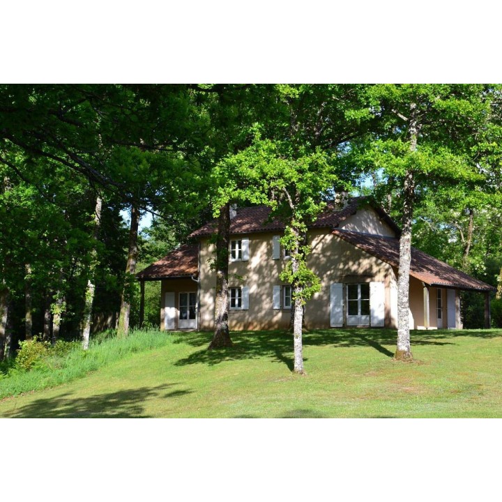 Ferienhaus in Meuzac ab 52€ pro Nacht