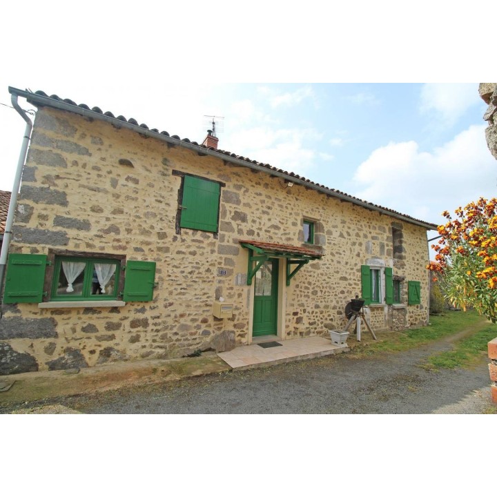 Ferienhaus in Thiat ab 47€ pro Nacht