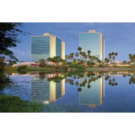 Doubletree Hotel Entrance to Universal