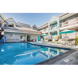 Quality Inn Near Hollywood Walk of Fame