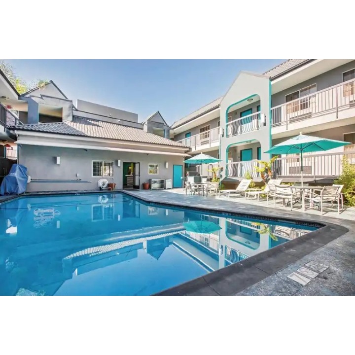 Quality Inn Near Hollywood Walk of Fame