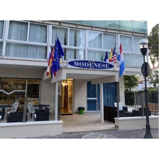 Hotel Modenese