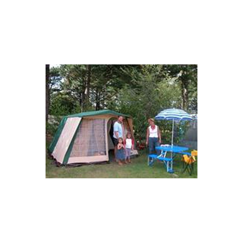 Camping Le Château Du Petit Bois