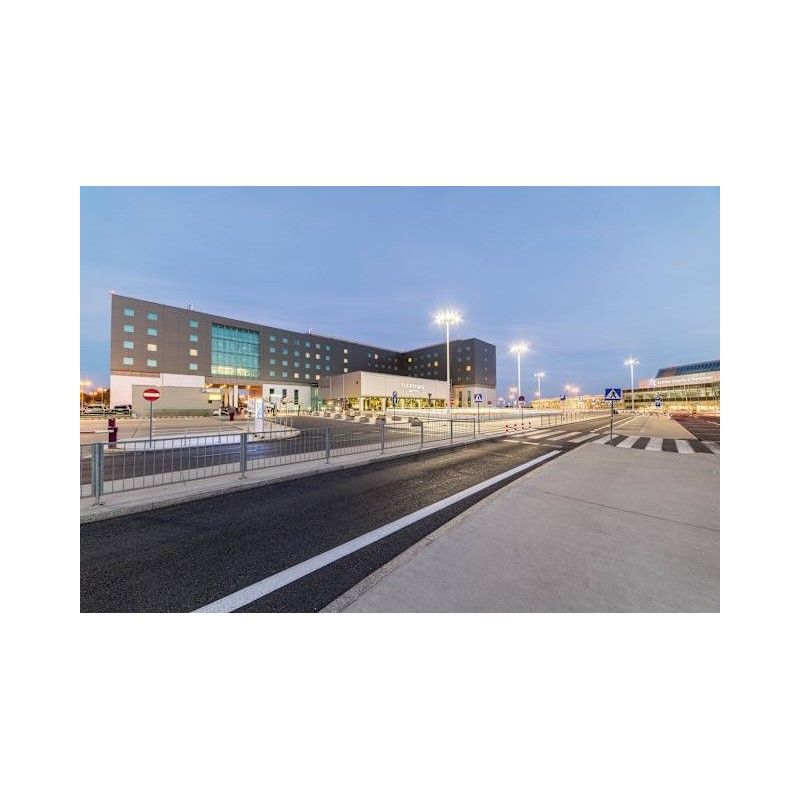 Hotel Courtyard by Marriott Warsaw Airport