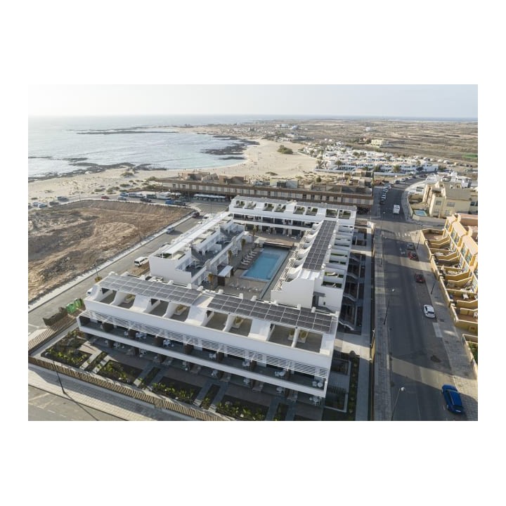 Esmeralda Cotillo Homes by LIVVO