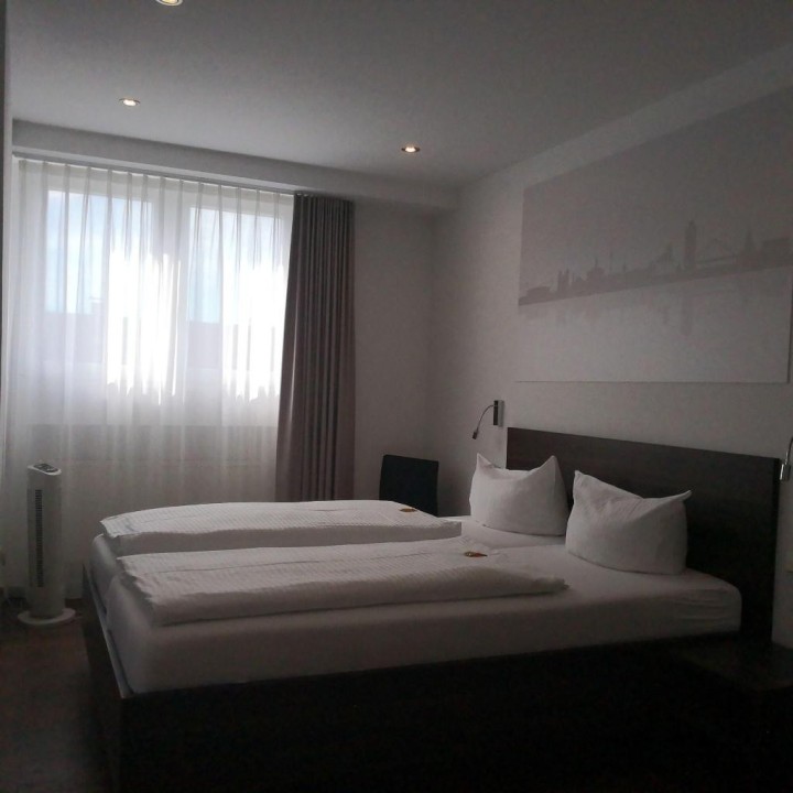 sevenDays Hotel BoardingHouse Karlsruhe