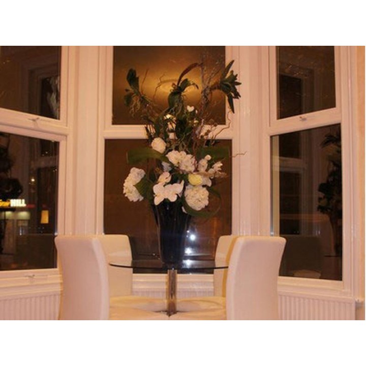 Sapphire Hotel London