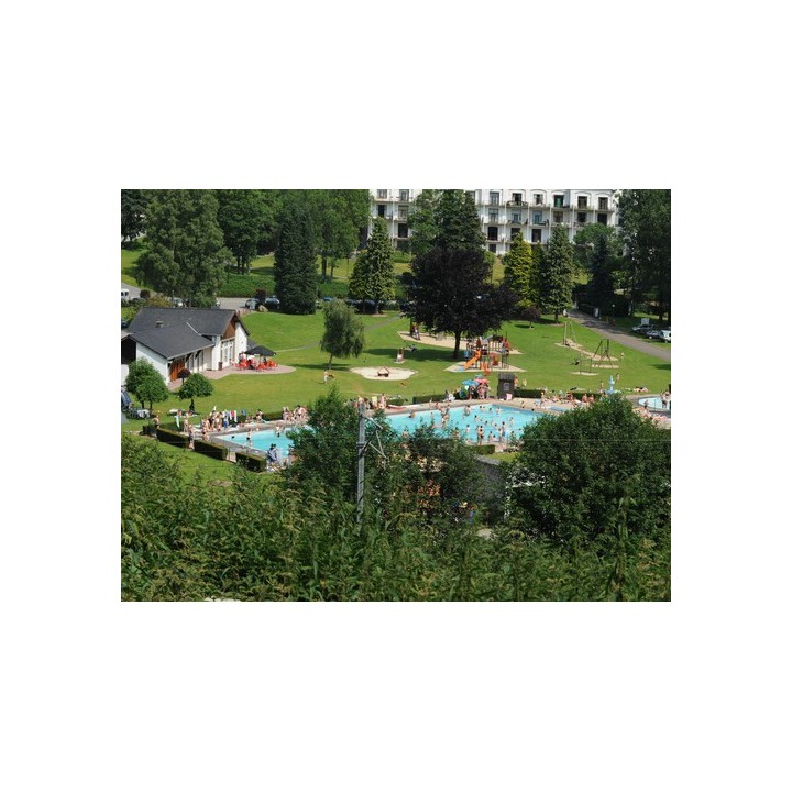 Camping Les Neufs Pres