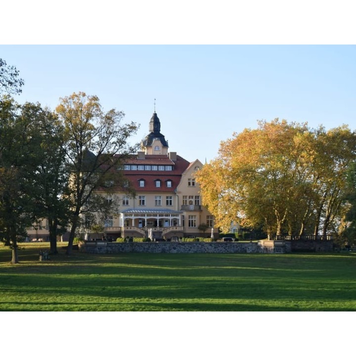3 Tage Urlaub im Hotel Bernsteinschloss in Kuhlen-Wendorf mit Halbpension