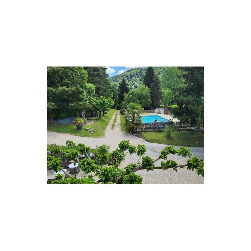 Camping Les Berges du Doux