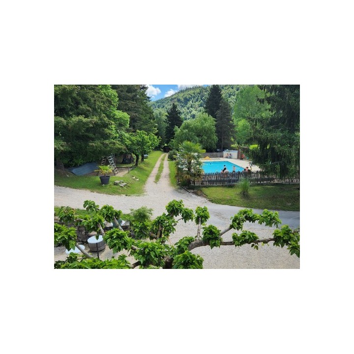 Camping Les Berges du Doux